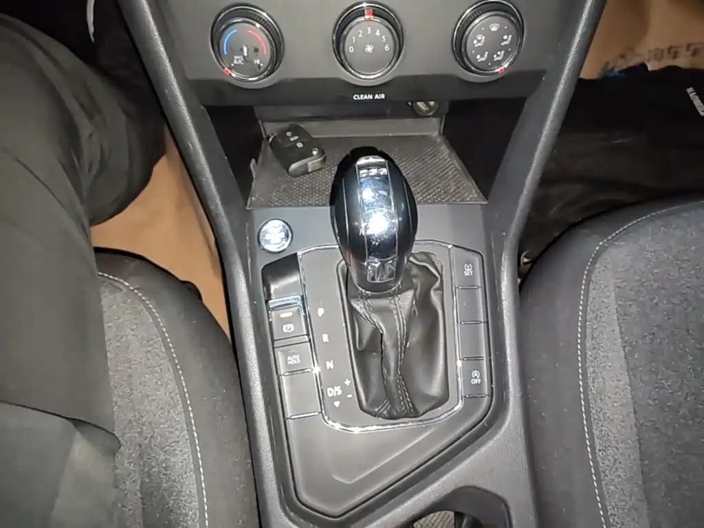 Volkswagen Tharu — миниатюра 14