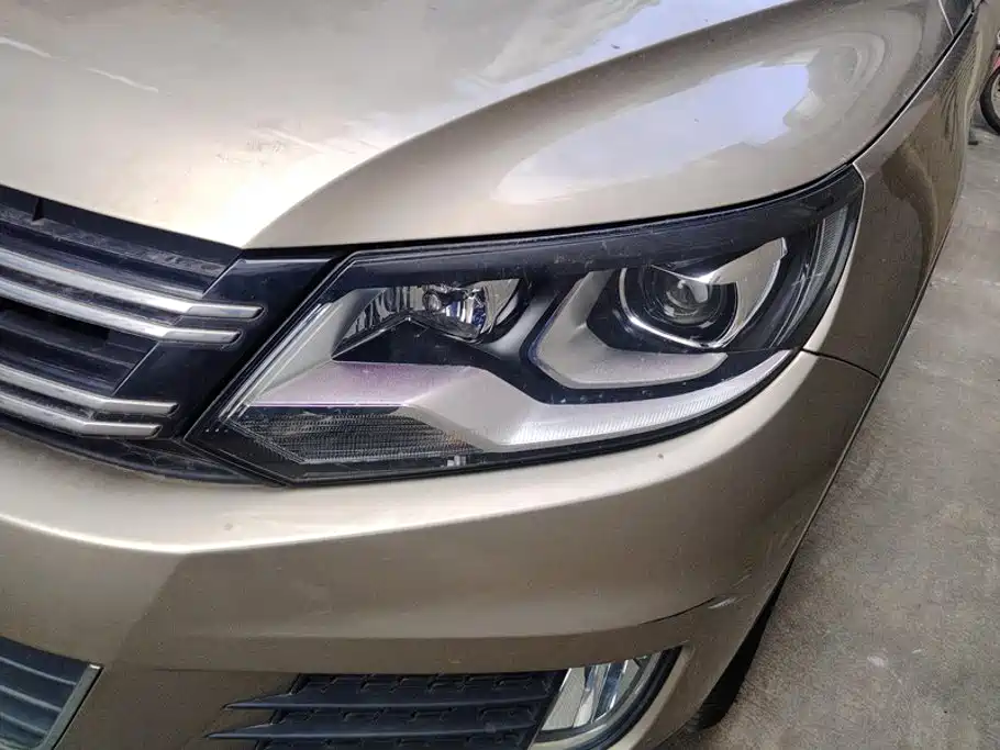 Volkswagen Tiguan — миниатюра 5