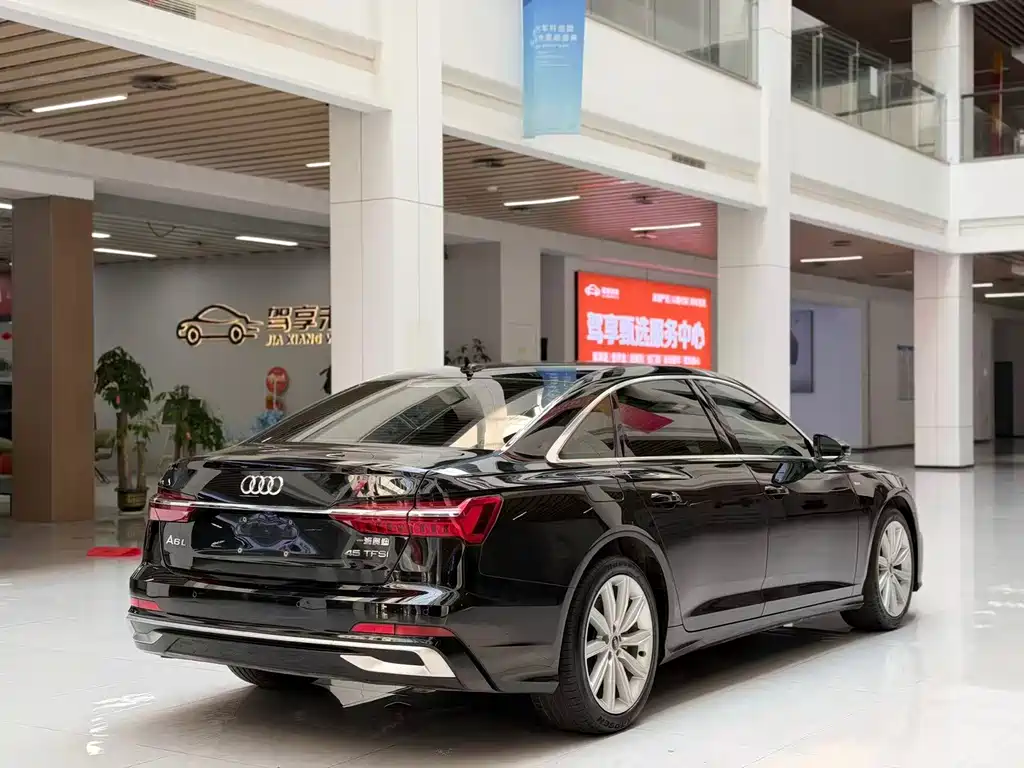Audi A6L — миниатюра 5
