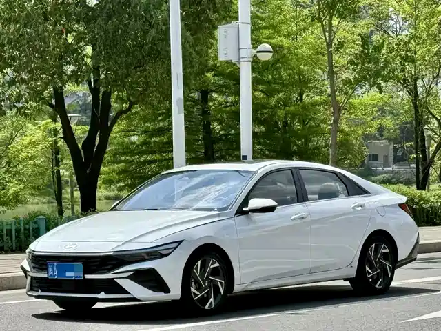 2023 Hyundai Elantra