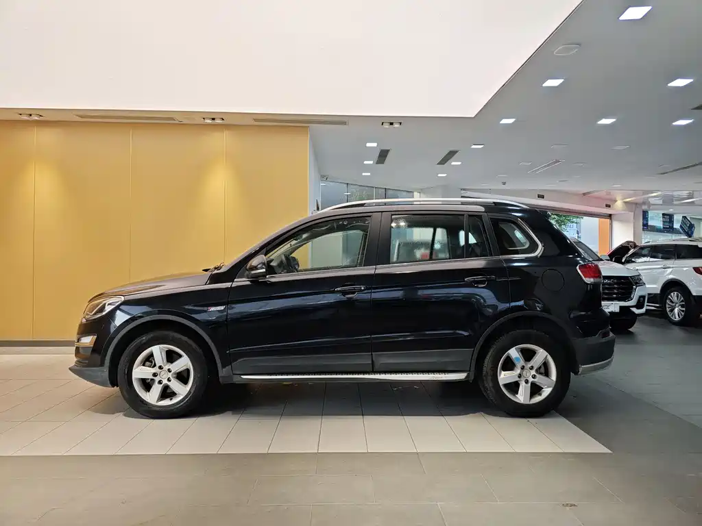 Zotye X5 2015 1.5T MT Luxury V