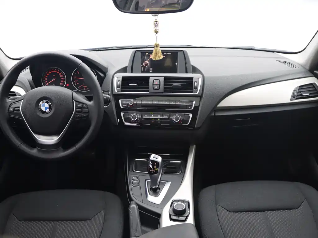 BMW 1 Series (Import) — миниатюра 15