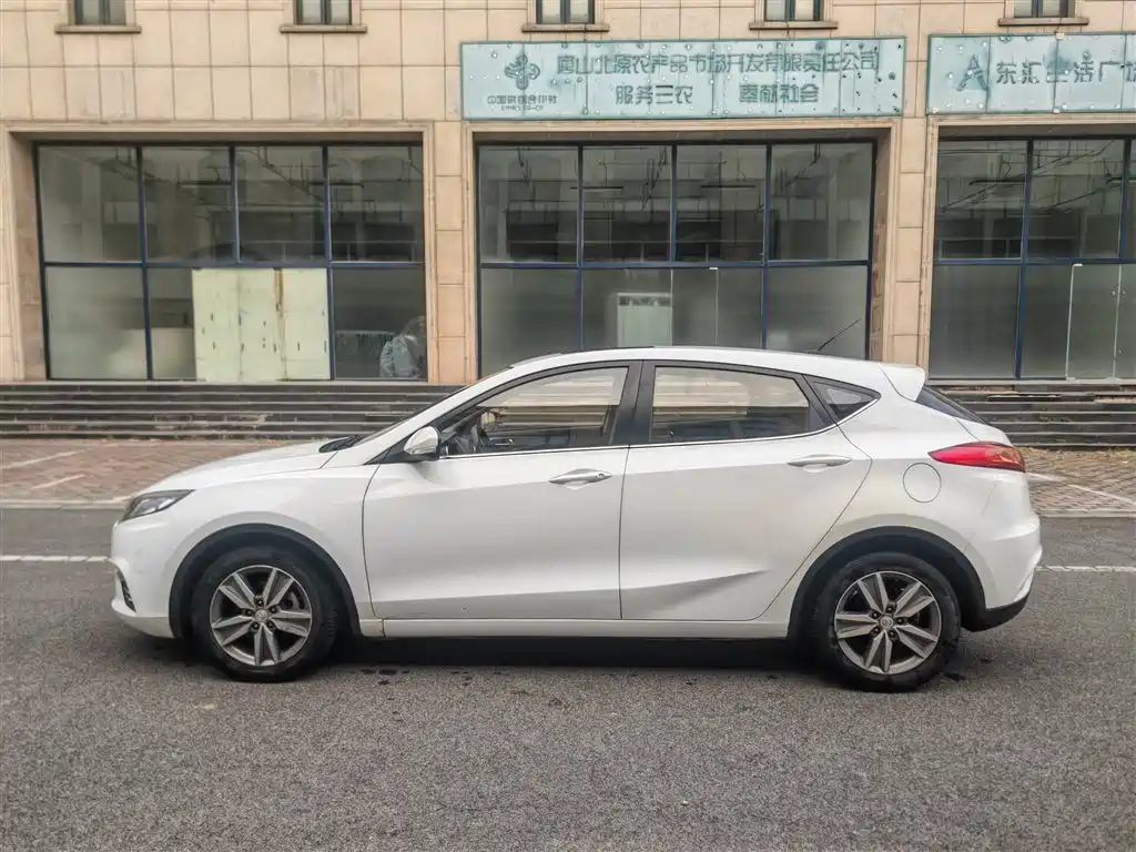 Changan Eado XT — миниатюра 8