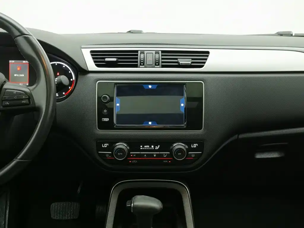Qoros Qoros 5 — миниатюра 12