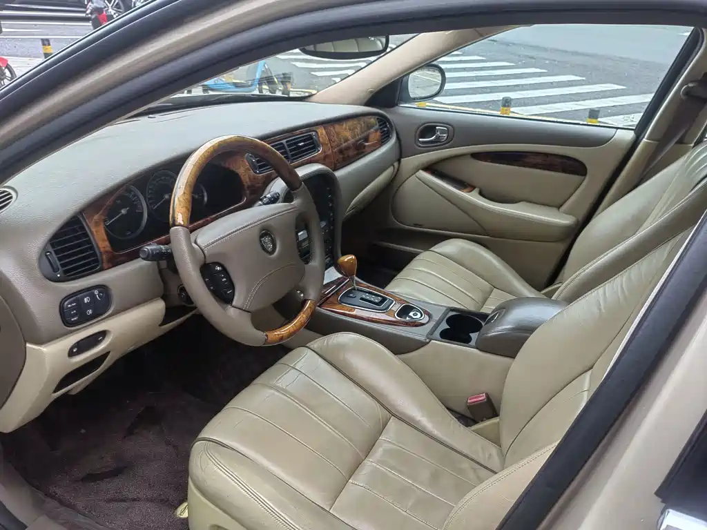 Jaguar S-TYPE — миниатюра 7