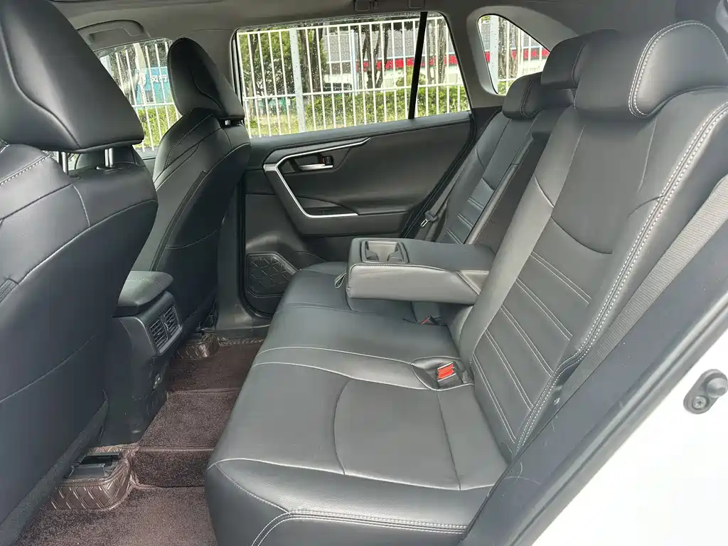 Toyota Wildlander — миниатюра 19