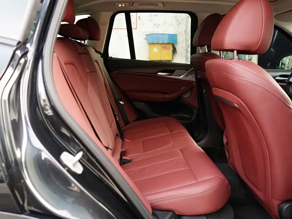 BMW X3 — миниатюра 8