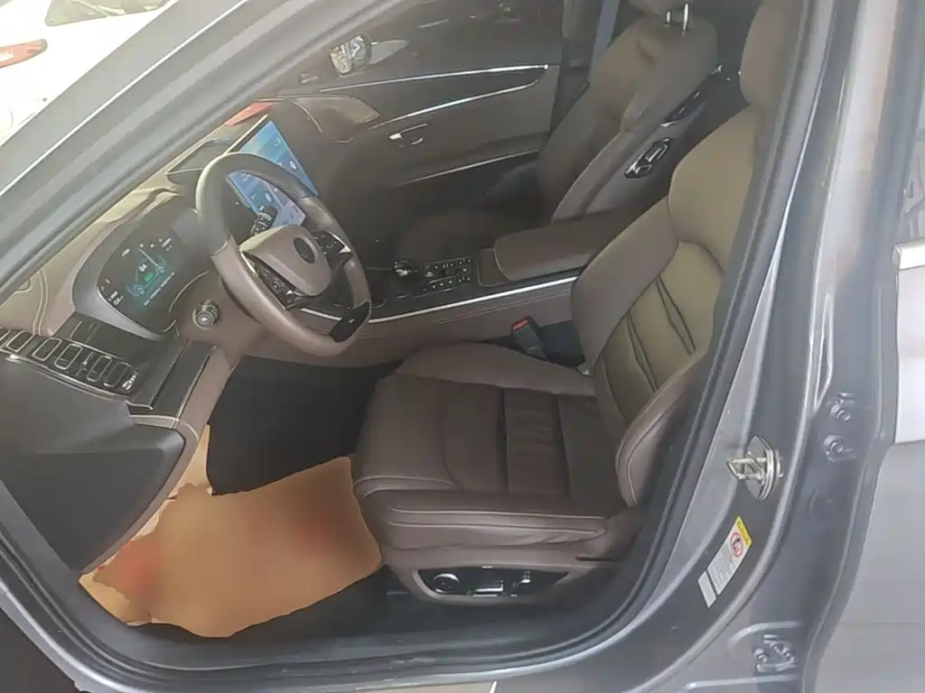 BYD Han — миниатюра 15