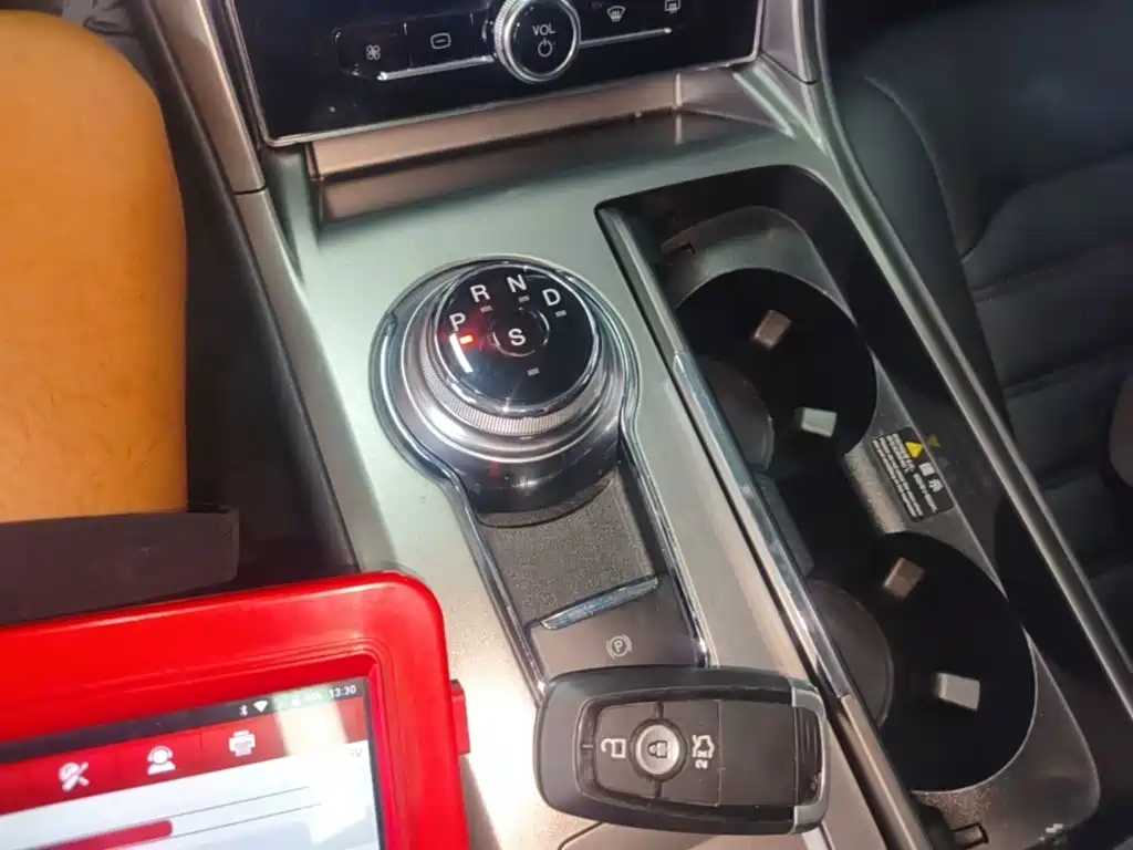 Ford Mondeo — миниатюра 14