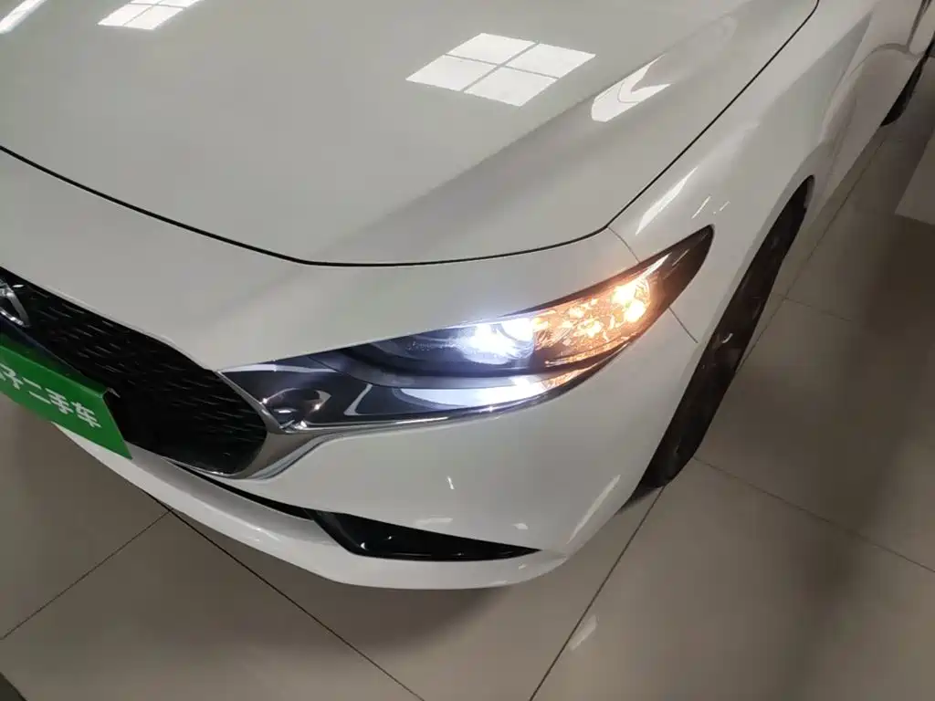 Mazda 3 Axela — миниатюра 24