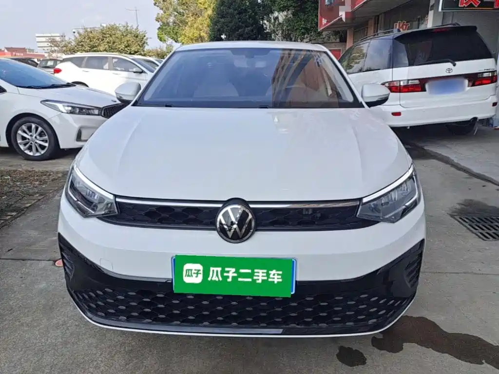 Volkswagen Lavida — миниатюра 3