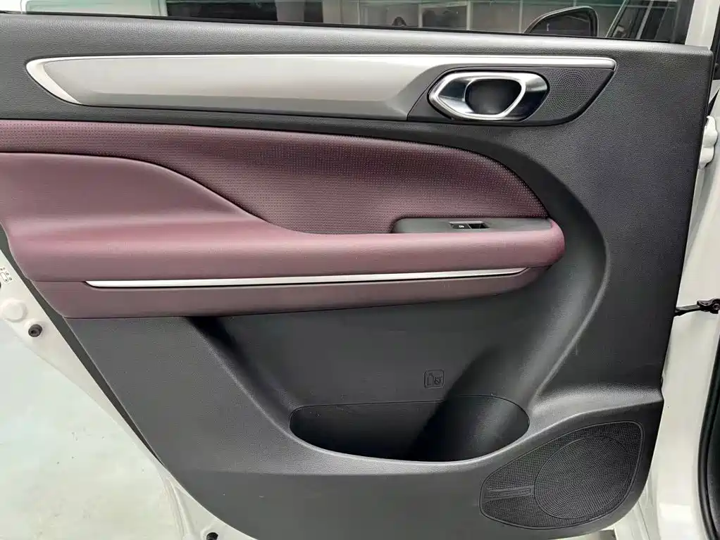 GAC Motor Trumpchi M6 — миниатюра 14