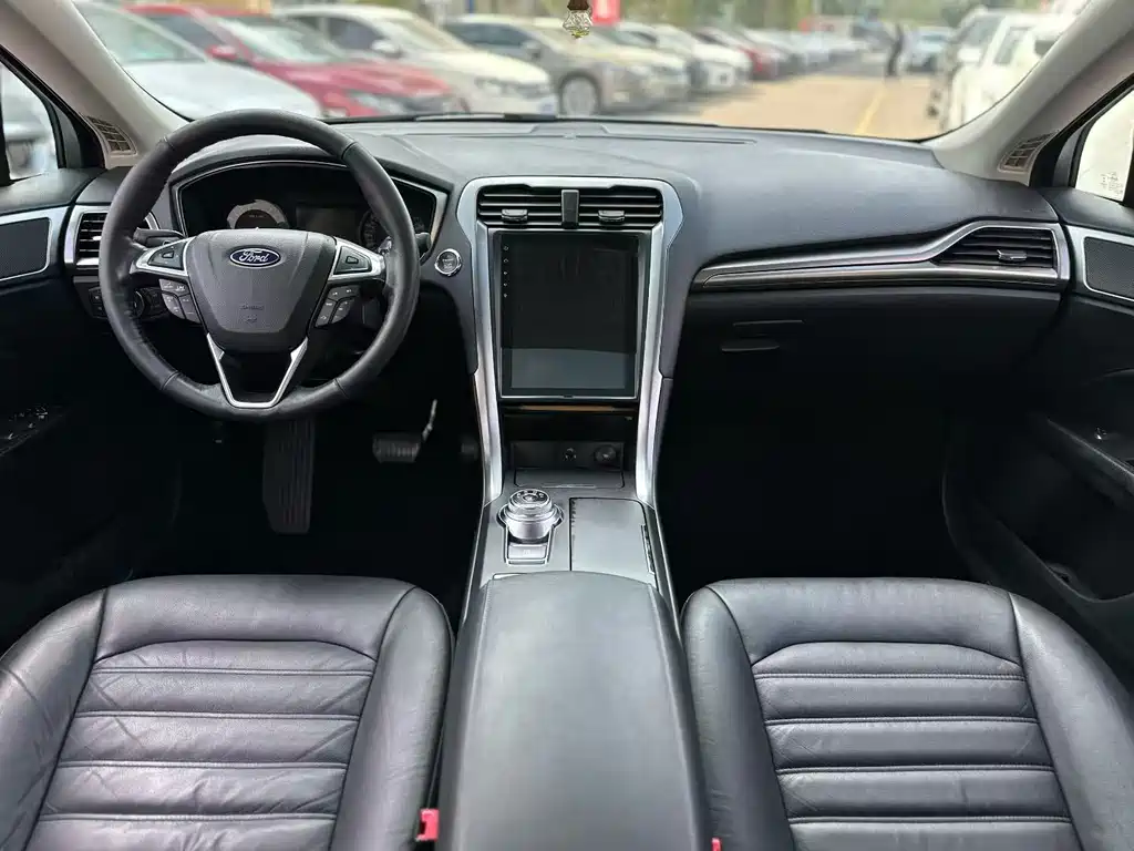Ford Mondeo — миниатюра 8