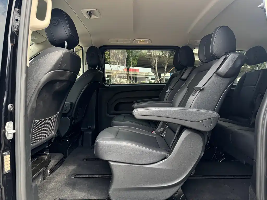 Mercedes-Benz Vito — миниатюра 18