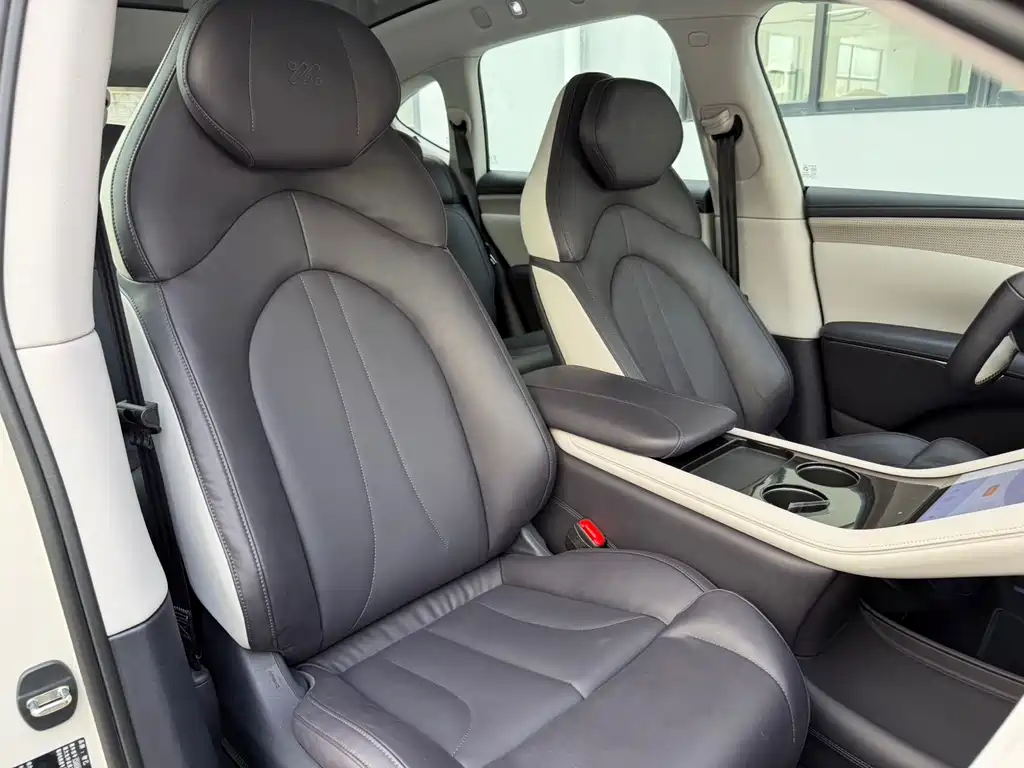 ZHIJI AUTOMOBILE ZHIJI LS7