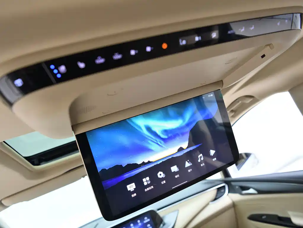 Buick GL8 Hybrid — миниатюра 22