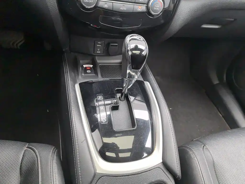 Nissan X-Trail — миниатюра 13