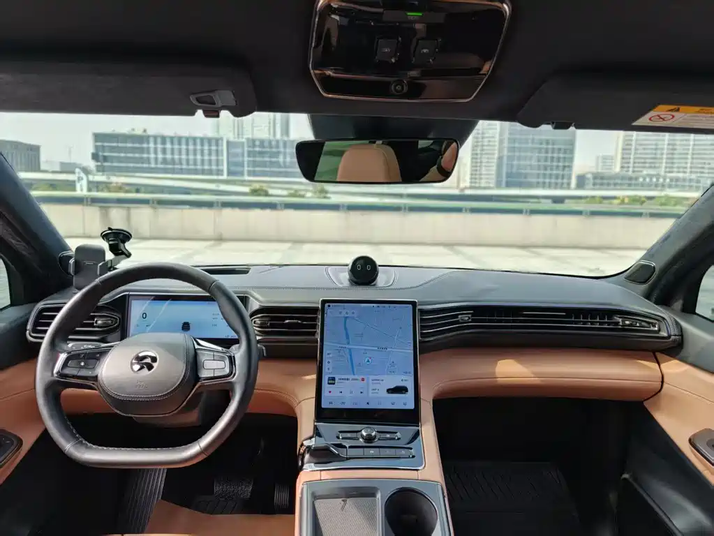 NIO ES8 — миниатюра 11