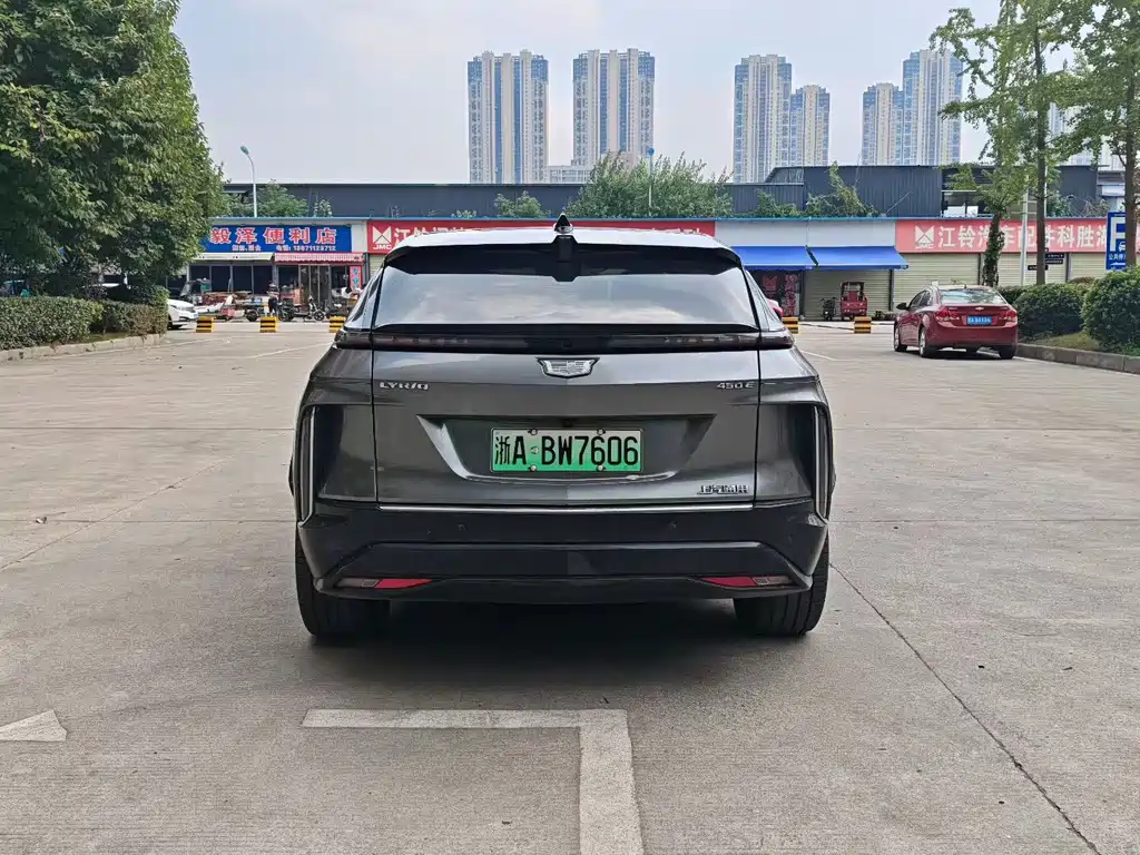 Cadillac Lyriq — миниатюра 8