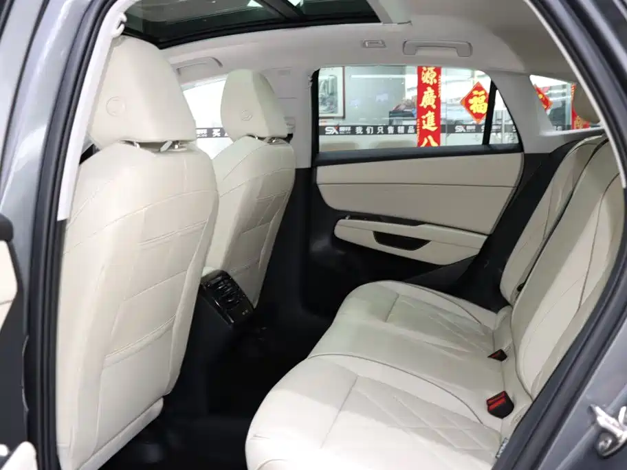 Volkswagen Sagitar — миниатюра 11