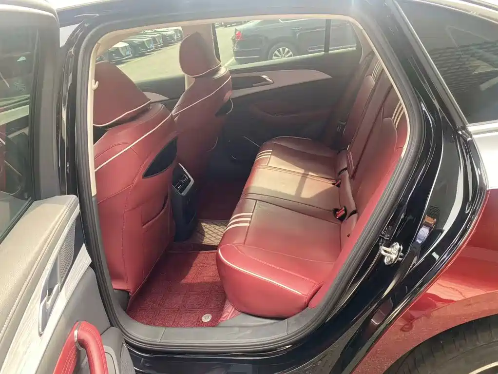 Hongqi Hongqi H5 PHEV — миниатюра 6