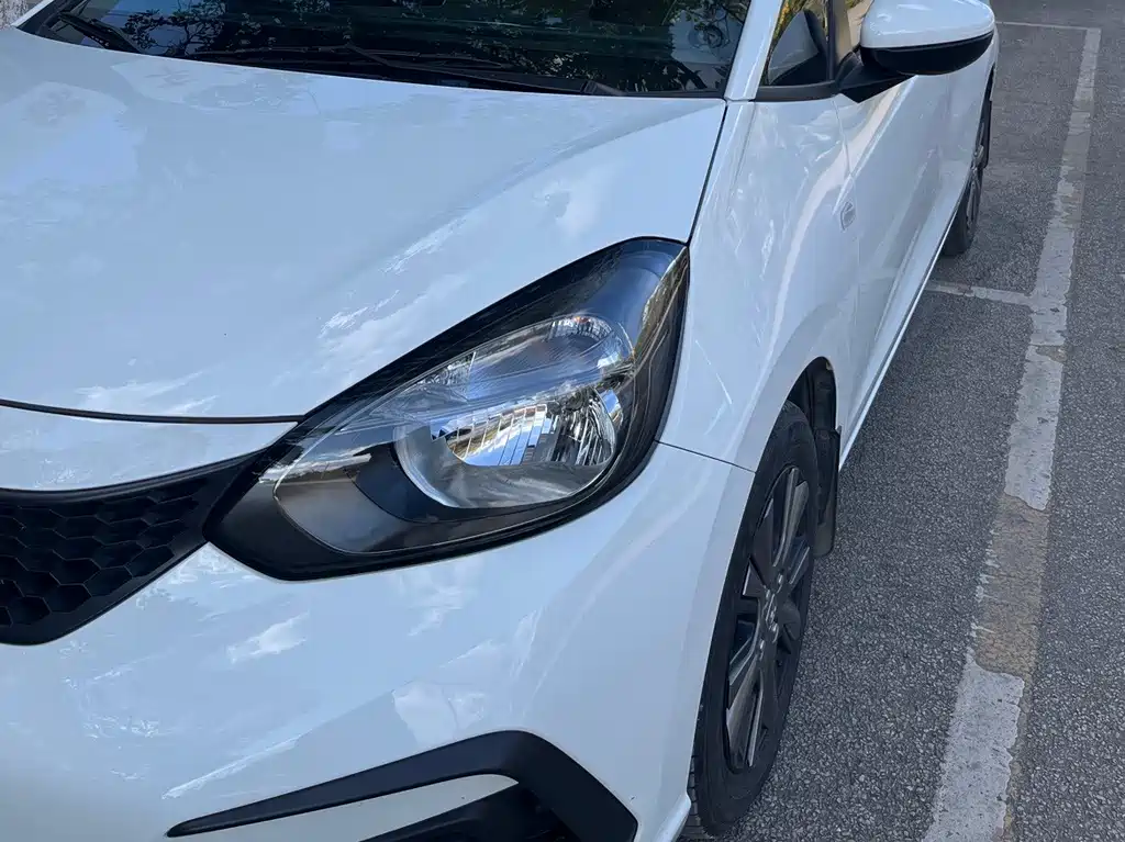 Honda Fit — миниатюра 5
