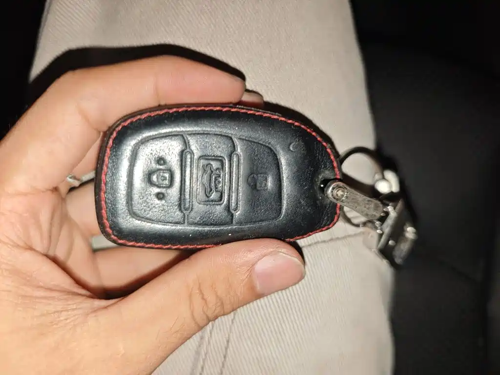 Hyundai Elantra — миниатюра 12