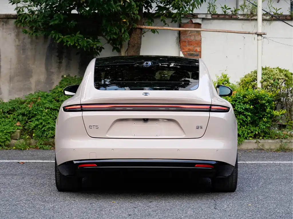 NIO ET5 — миниатюра 5