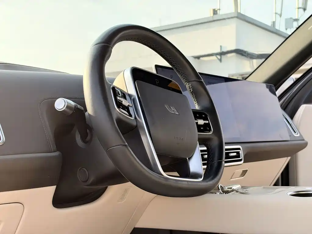 Li Auto Li L7 — миниатюра 8