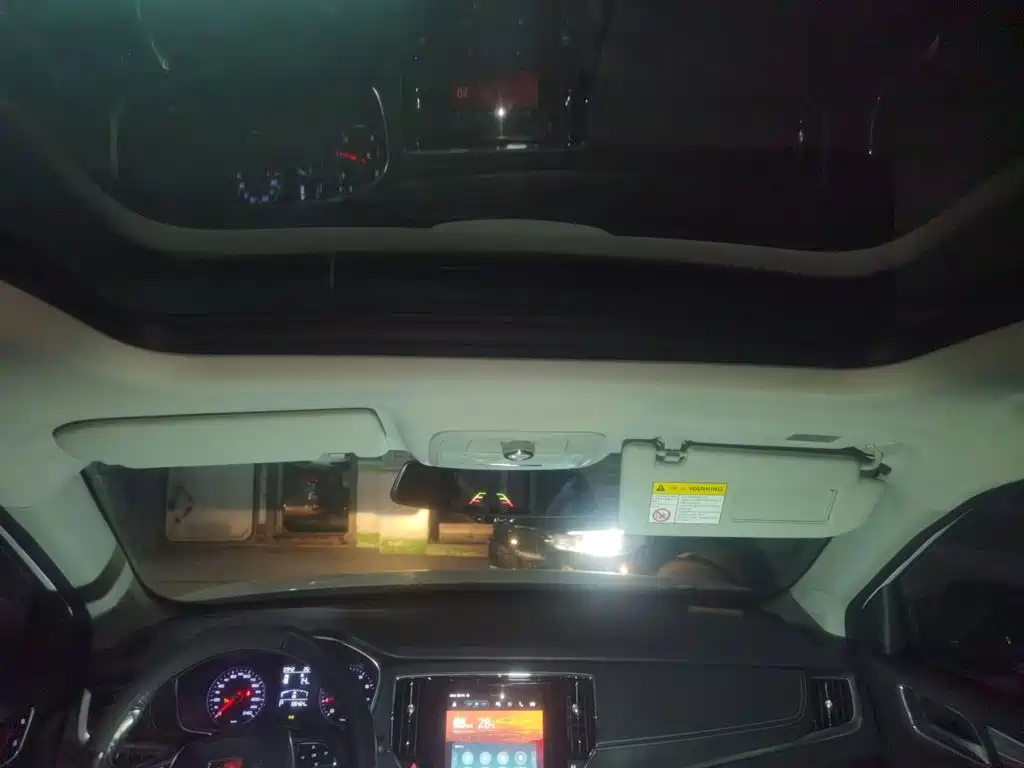 Roewe RX5 — миниатюра 19