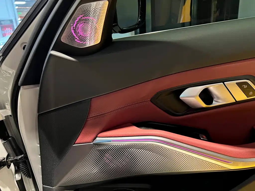 BMW 3 Series — миниатюра 14