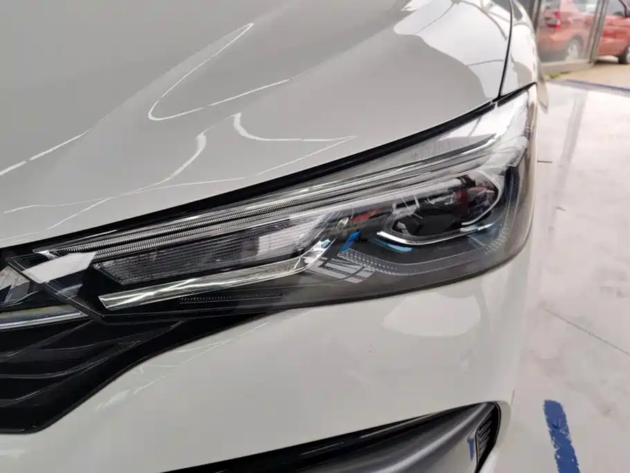 Roewe i5 Facelift 1.5L CVT Diamond Edition, фото 5