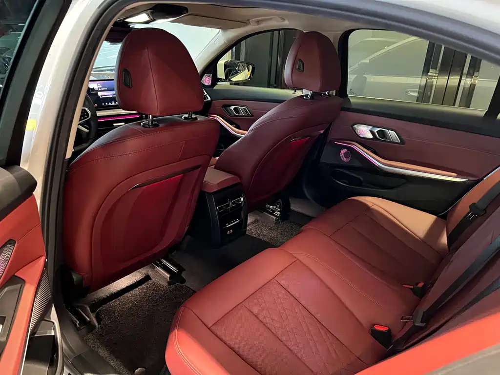 BMW 3 Series — миниатюра 11