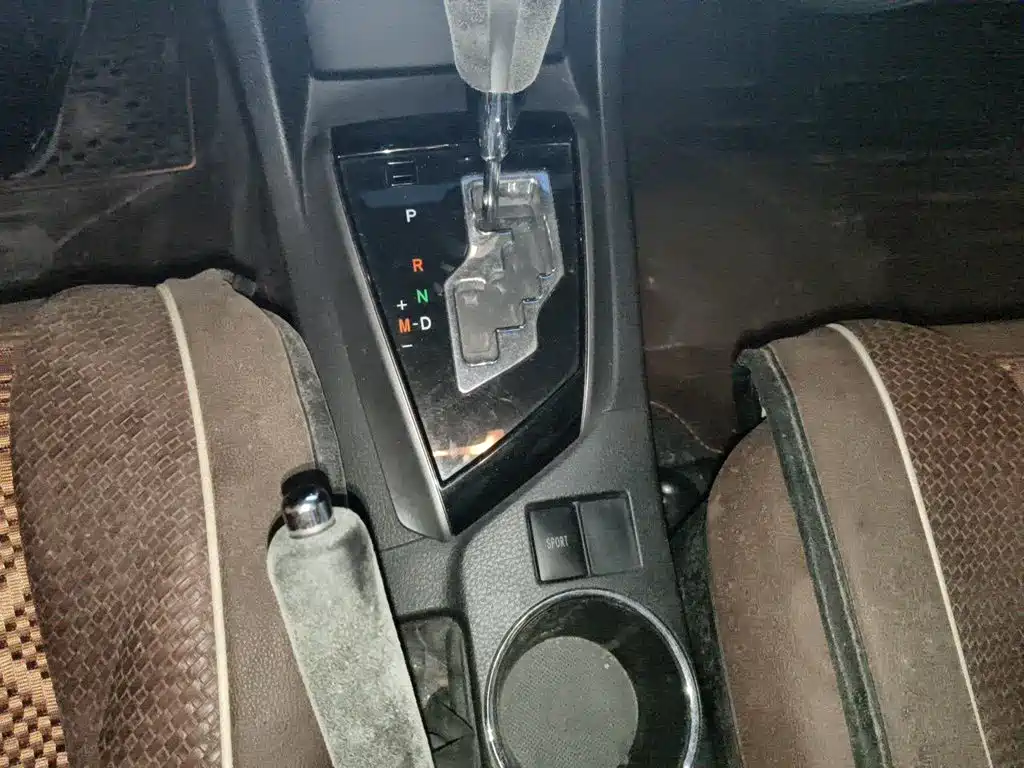 Toyota Corolla — миниатюра 10