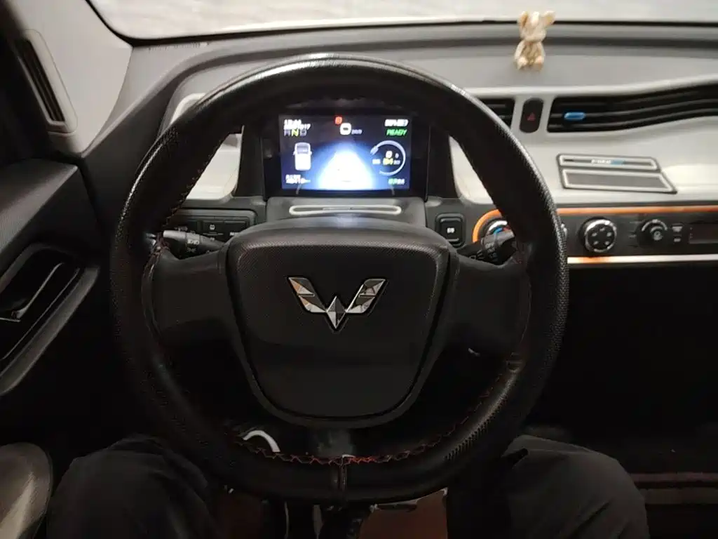 Wuling MINIEV — миниатюра 11