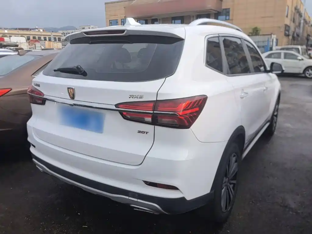 Roewe RX5 — миниатюра 7