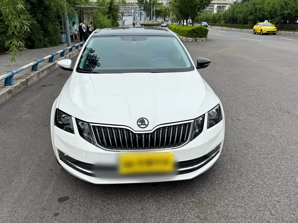 SKODA OCTAVIA