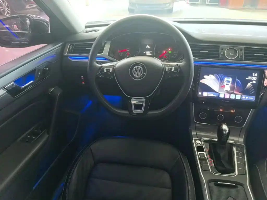Volkswagen Passat — миниатюра 11