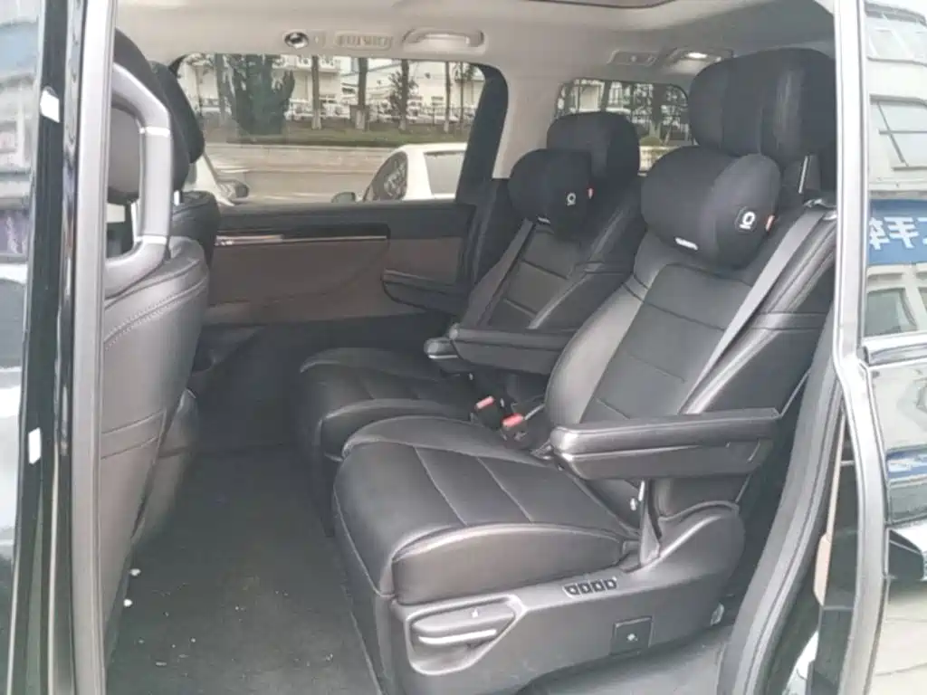 GAC Motor Trumpchi E8 PHEV — миниатюра 17
