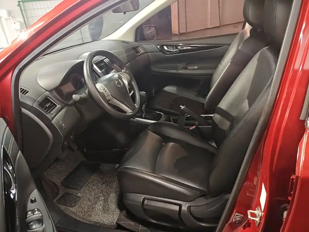 Nissan Tiida — миниатюра 15