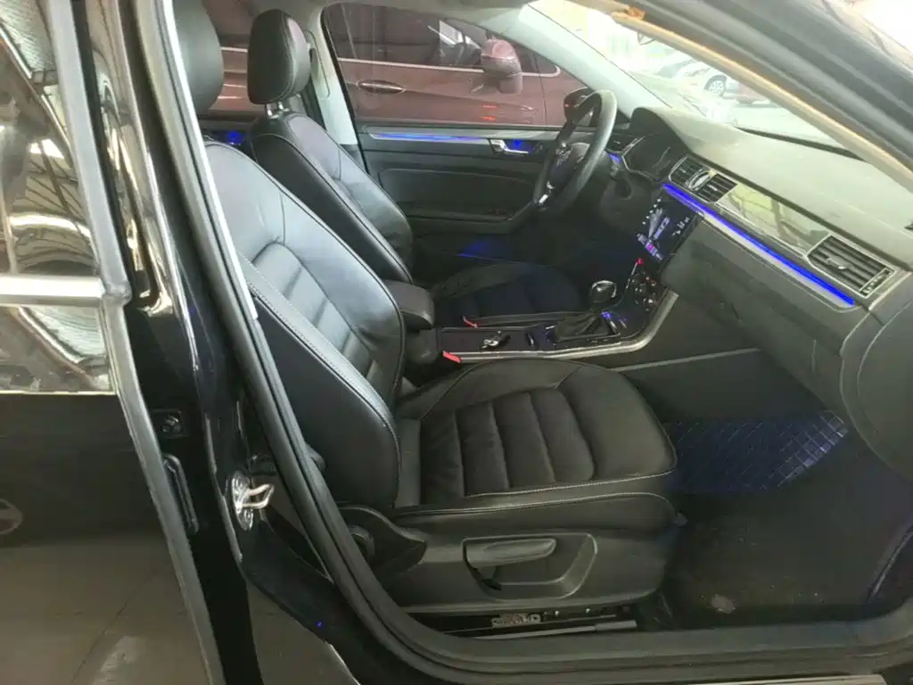 Volkswagen Passat — миниатюра 25