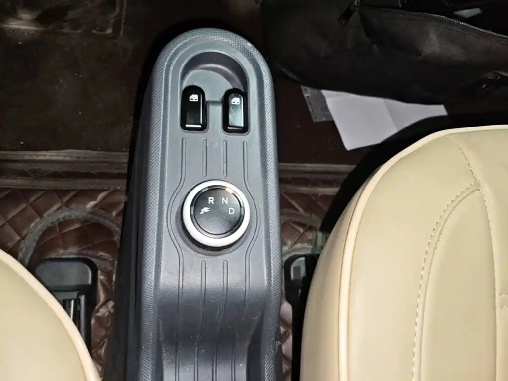 Wuling MINIEV — миниатюра 14