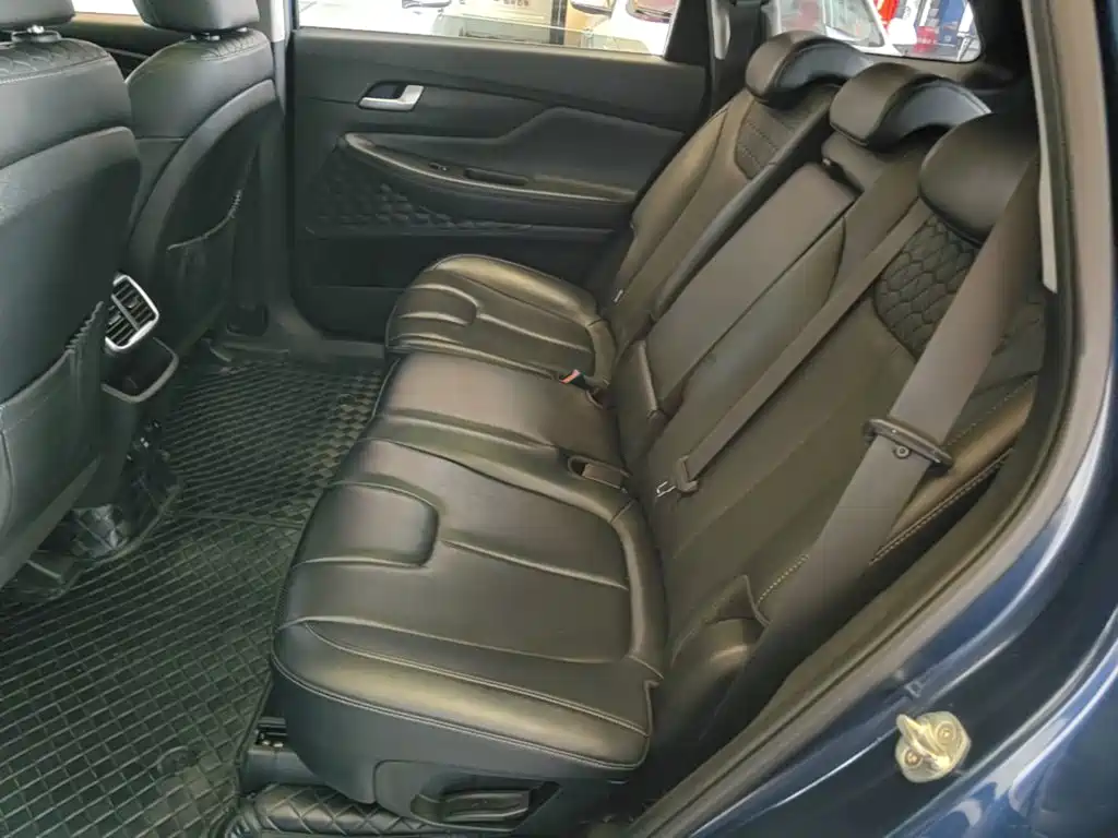 Hyundai Santa Fe — миниатюра 17