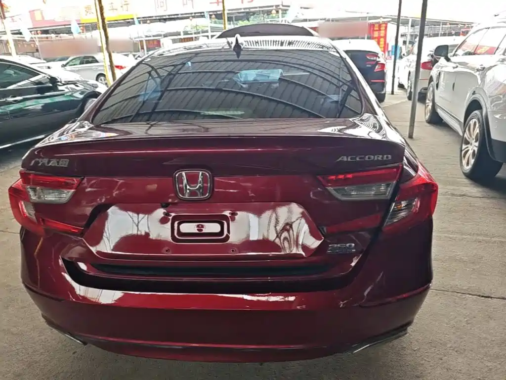 Honda Accord — миниатюра 6