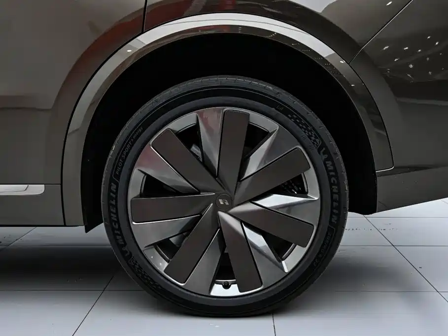 Li Auto Li L9 — миниатюра 45
