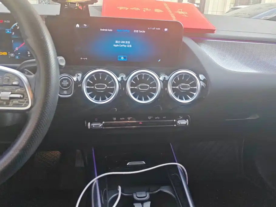 Mercedes-Benz GLA — миниатюра 13