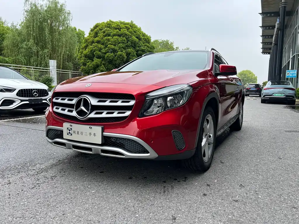 Mercedes-Benz GLA 2017