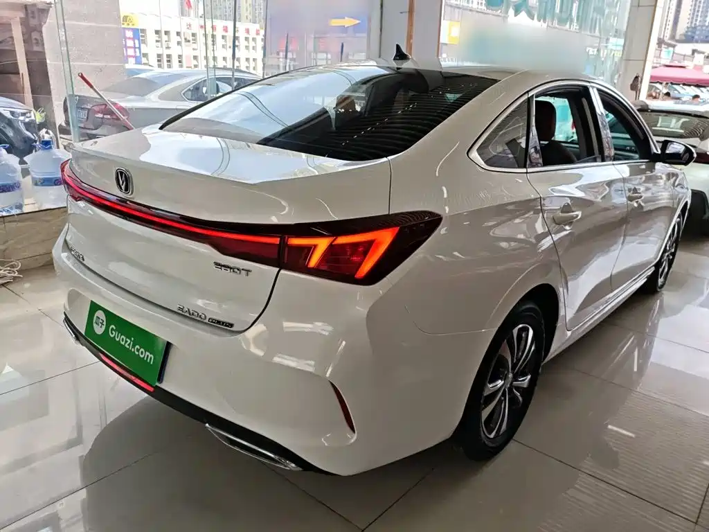 Changan Eado — миниатюра 7