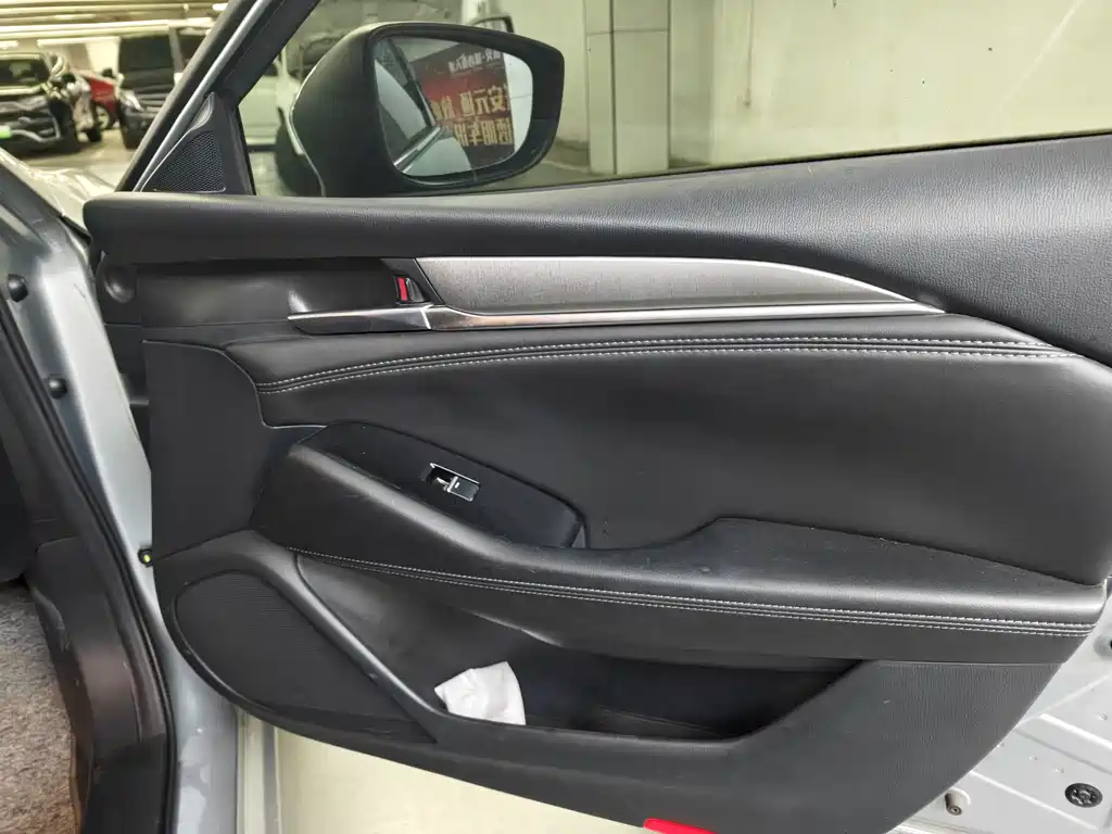 Mazda Atenza — миниатюра 10