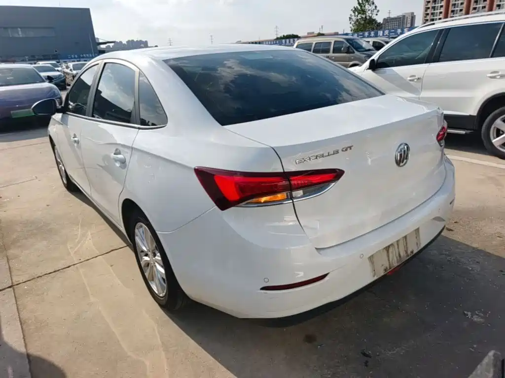 Buick Excelle — миниатюра 5